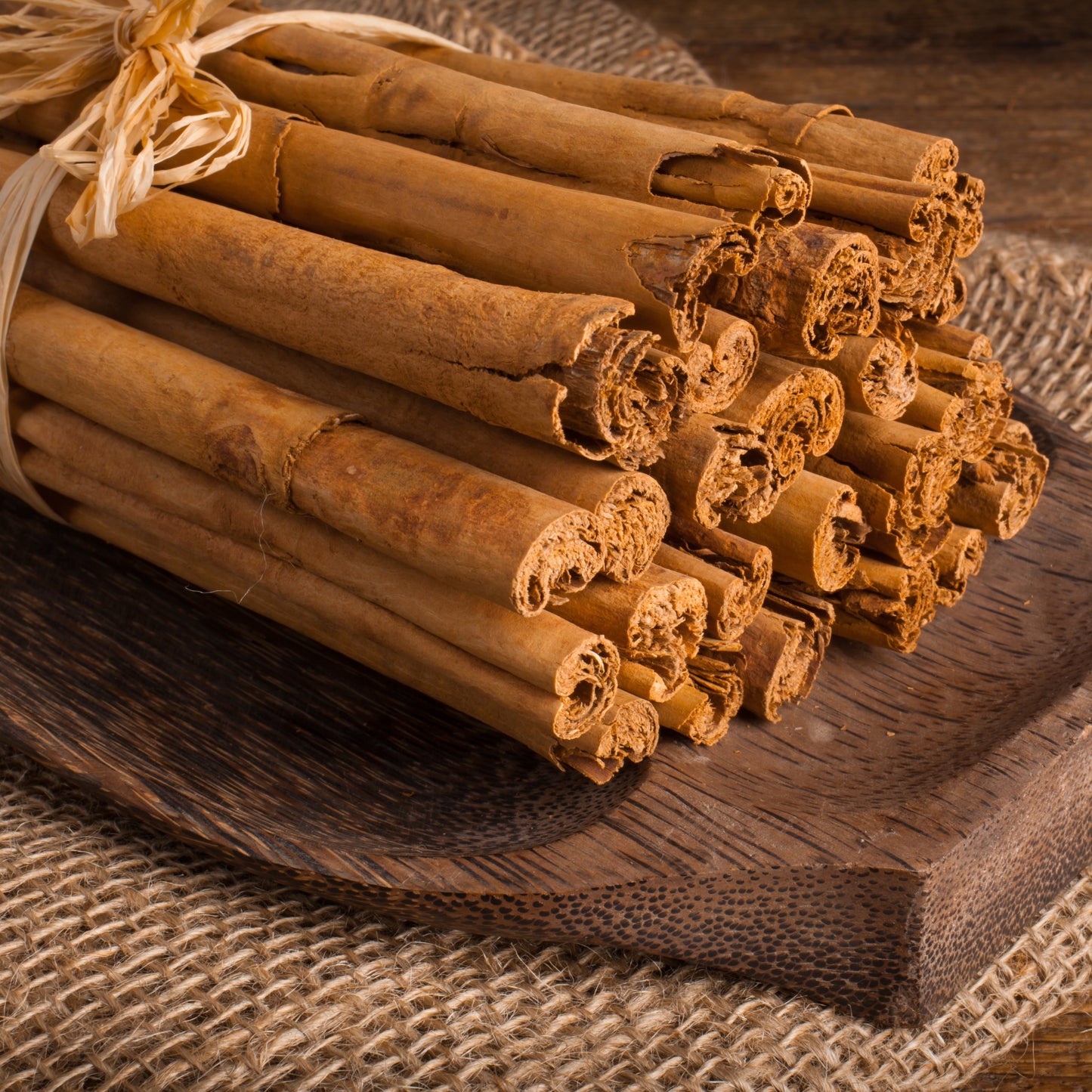 Dal Chinni (Cinnamon)